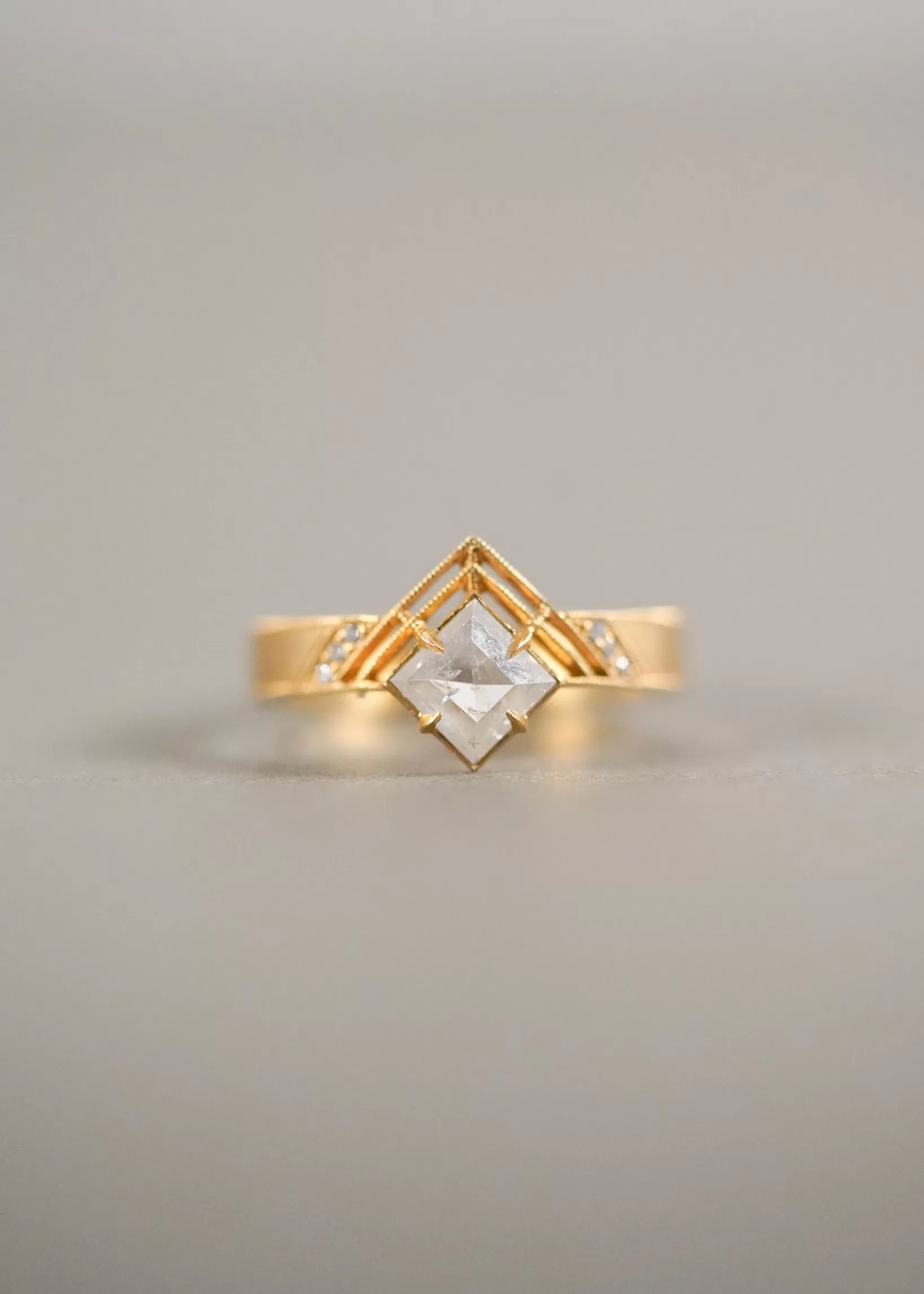 Cheap DMD Metal Bhumi Ring